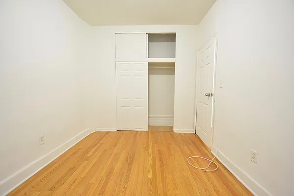 Rented by Keller Williams NYC | media 16