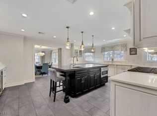 473 Cedar Hill Ave, Wyckoff, NJ 07481