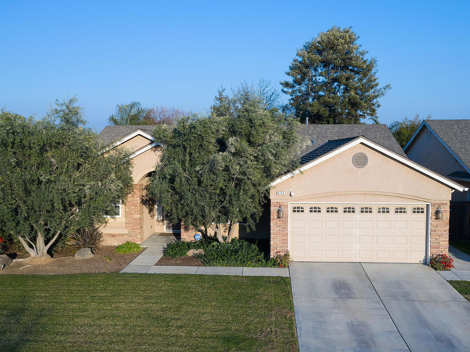 552 N Morningside Drive, Dinuba, CA 93618 Zillow