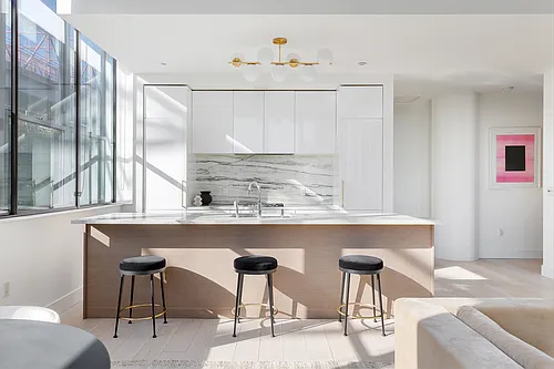 338 Berry St #4D Photo 1
