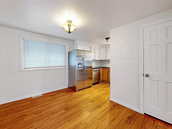 5th image of 1381 Osceola St