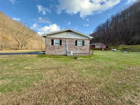 3871 Upper Johns Crk, Kimper, KY 41539