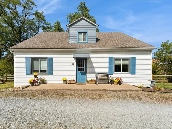 90 Shraders Ln, Irwin, PA 15642