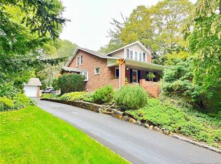 367 White Oak Shade Rd, New Canaan, CT 06840