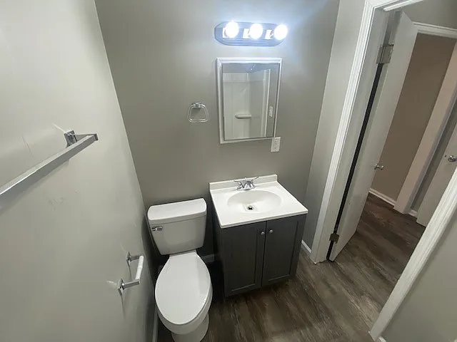 Central Park Apartments — Photo 29