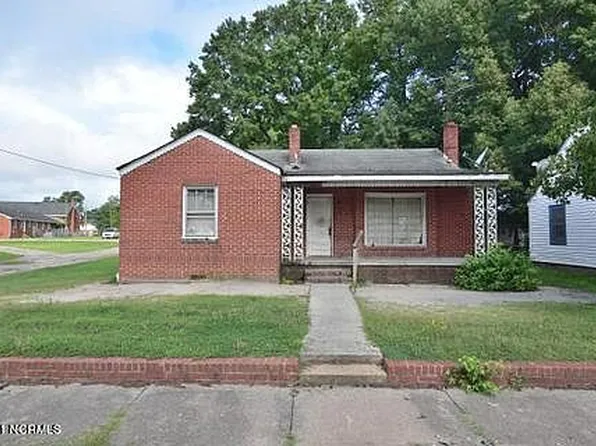 1418 S Franklin St, Rocky Mount, NC 27803