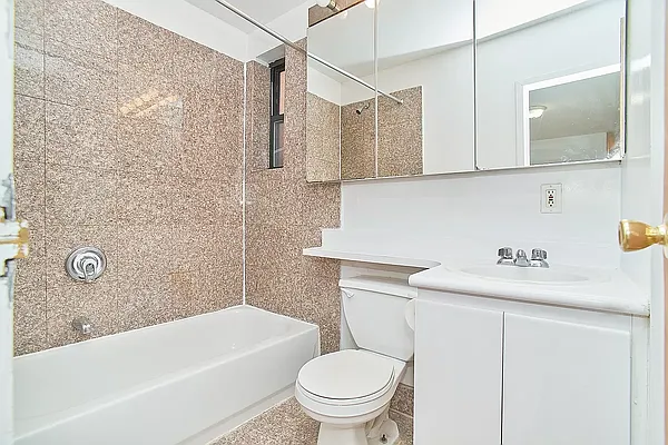 Rented by REAL New York | media 8