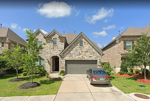 520 Pedernales St Photo 1