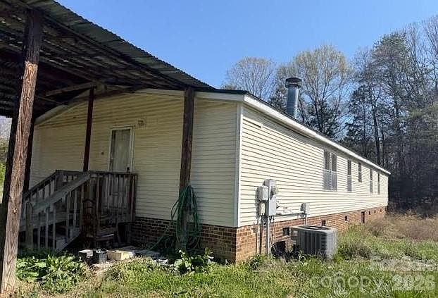 2nd image of 3942 Providence Mill Rd