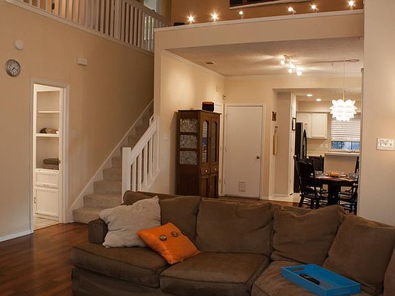 5th image of 1341 Mimosa Ln