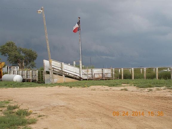 3rd image of 601 County Road 22