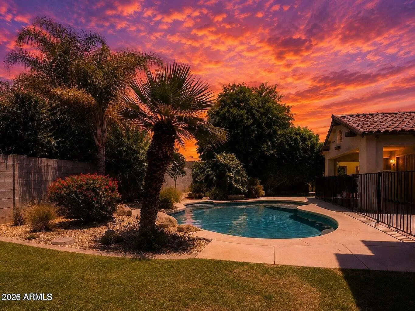 5 bed, 3.5 bath, 2961 sqft, $3,500 — Photo 2