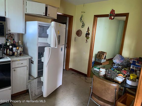 4th image of 12335 Lakeview Dr