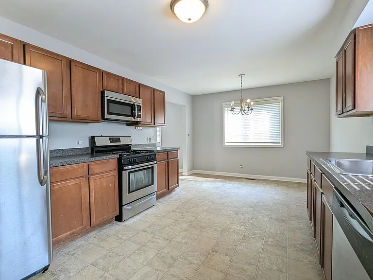 532 Pleasure Dr — Photo 5