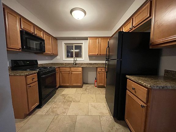 4th image of 2741 N 75th Ct #100