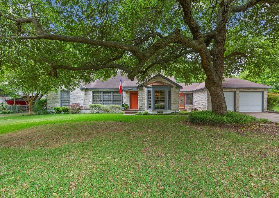 1st image of 4322 Hillcrest Dr