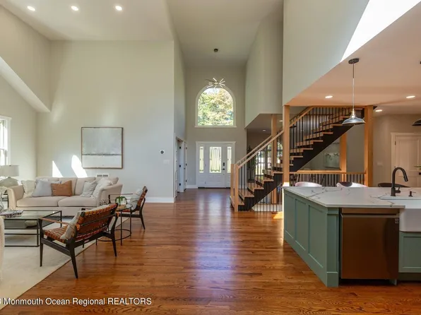 1295 Ridge Avenue, Manahawkin, NJ 08050