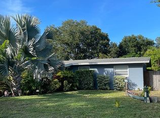 1003 Clermont St, New Smyrna Beach, FL 32168