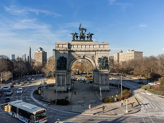 Sold by Keller Williams Realty Empire | media 27