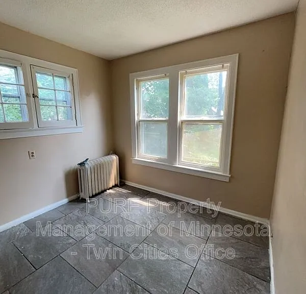 3734 Penn Ave N — Photo 3