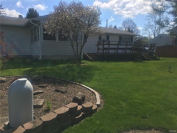 2nd image of 7493 Moonvalley Dr