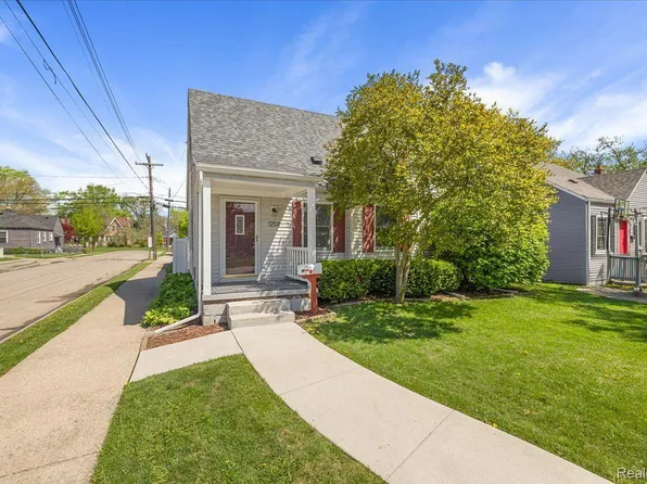 1258 West Blvd, Berkley, MI 48072