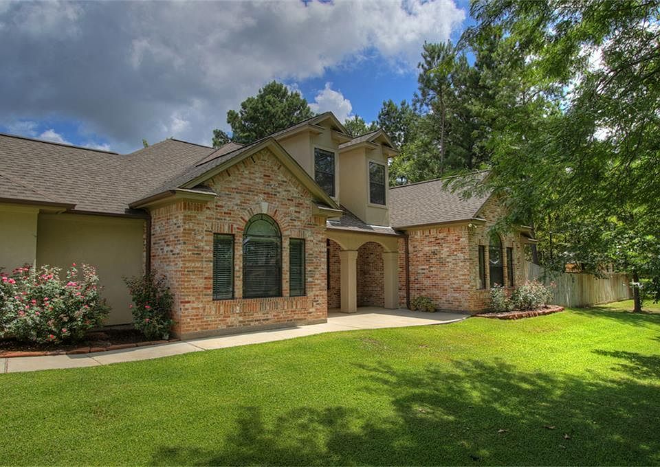1st image of 11421 Lake Oak Dr
