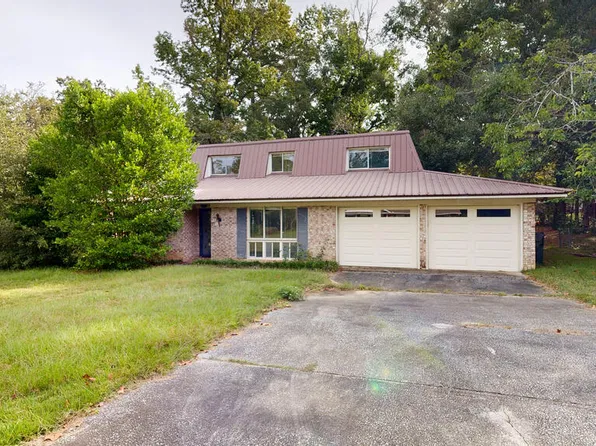 1204 Monte Carlo Dr, Dothan, AL 36303