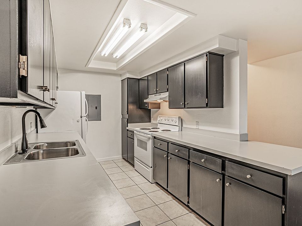 1st image of 2929 W Floyd Ave APT 320
