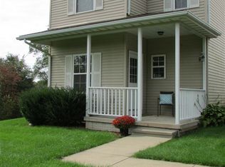 1701 Randall Dr, Solon, IA 52333