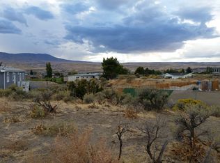 218 Sunshine Cir SW, Mattawa, WA 99349