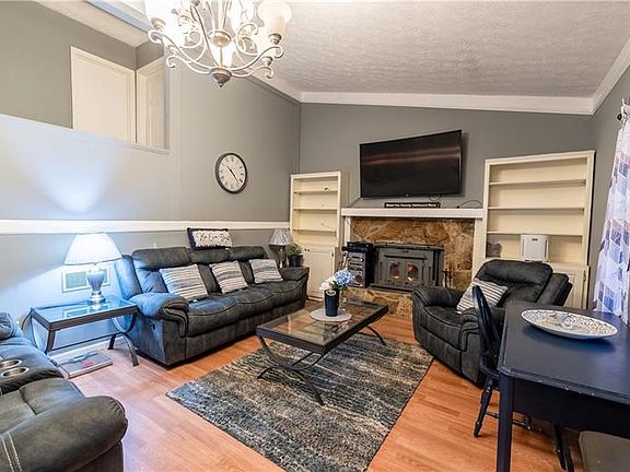 4th image of 4552 Sunflower Dr
