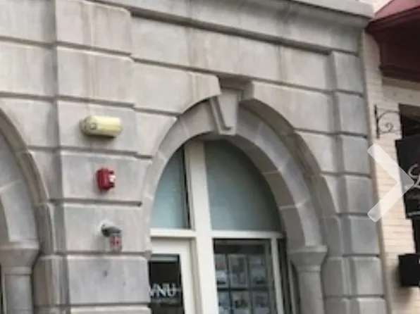 102 York Street image 1 of 3