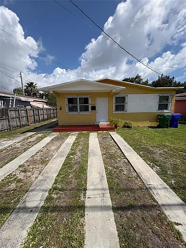 1491 NW 56th St #1493 Photo 1
