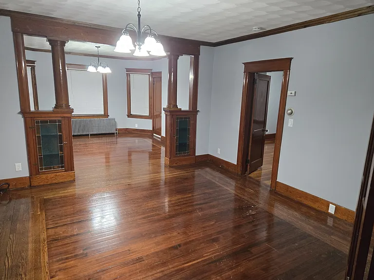 17 E Britannia St #1 — Photo 6