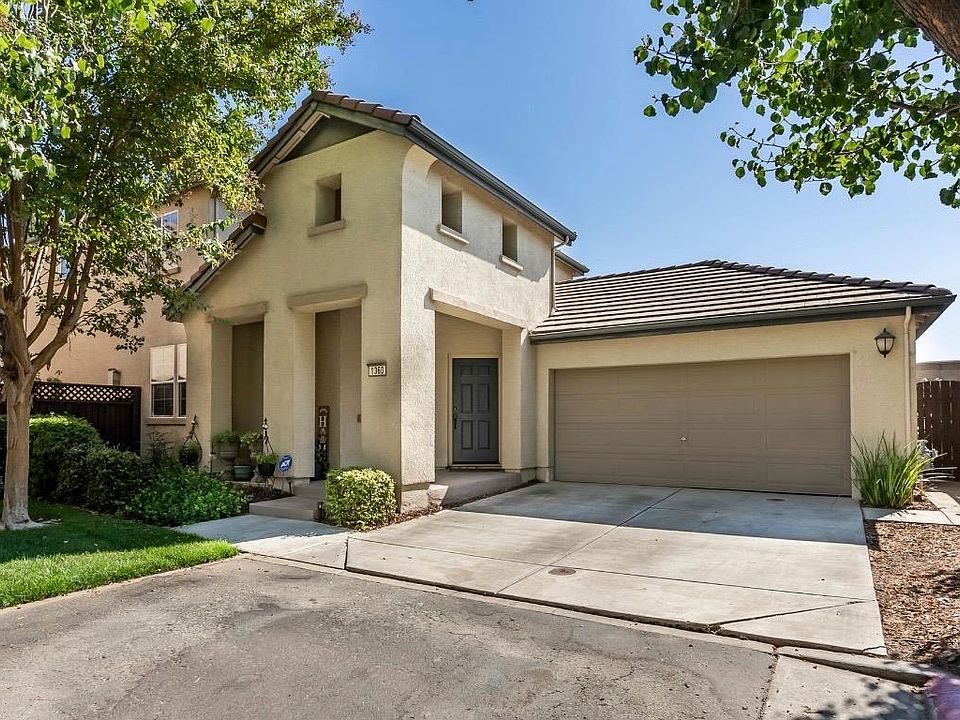 1st image of 1360 Landmark Cir