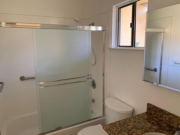 5th image of 525 Grand Ave APT 8