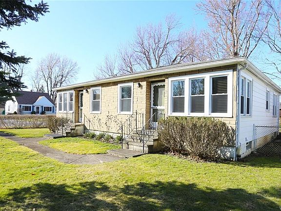 2nd image of 261 Boncroft Dr