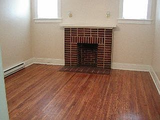 4th image of 3305 Memorial Ave #A