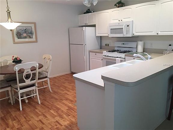 5th image of 17422 SE 77th Helmsdale Ct