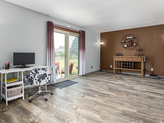 5th image of 1012 Ashdown Pl