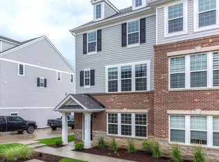 8024 Central Park Dr, Richmond Heights, MO 63117