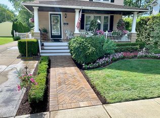 4482 Center St, Willoughby, OH 44094