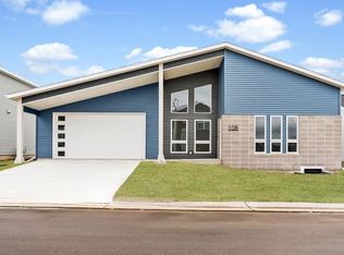 108 Boneset Ave, Poynette, WI 53955