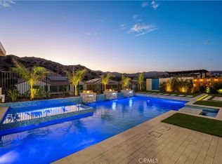 24365 Sterling Ranch Rd, Canoga Park, CA 91304