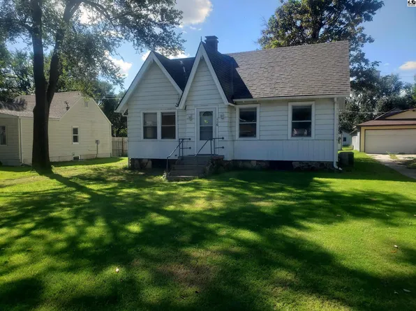 116 S Mulberry St, Galva, KS 67443