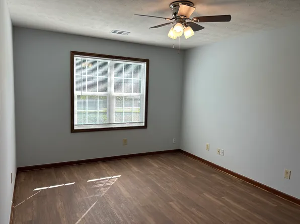 538 Hilldale Cir #4, Winder, GA 30680