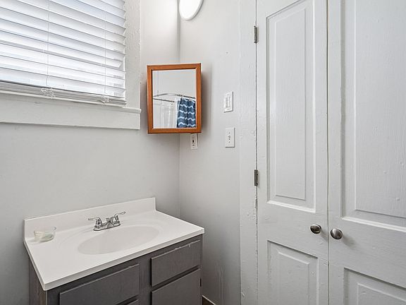 4th image of 3345 Saint Philip St