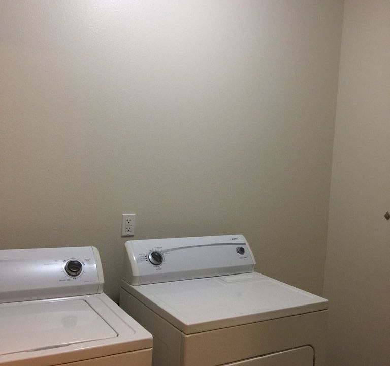 1st image of 1206 E 51st St