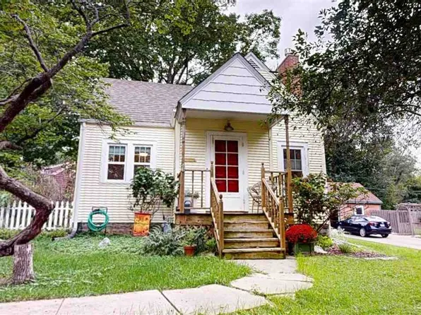 1123 Franklin St, Iowa City, IA 52240